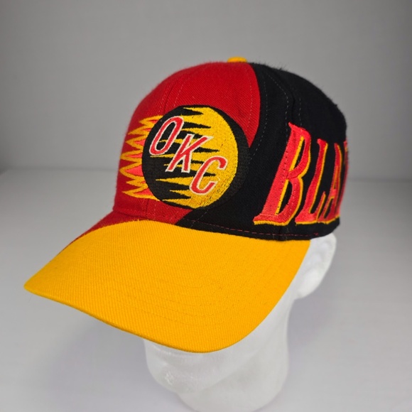 VTG- Oklahoma City Blazers Top Of The World Retro Wave Snapback Cap Hat 90s CHL - Picture 1 of 12